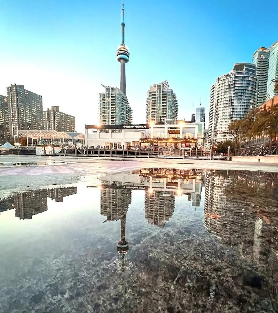 Private Cozy Room In Downtown Toronto, Steps To Subway & Cn Tower 加拿大