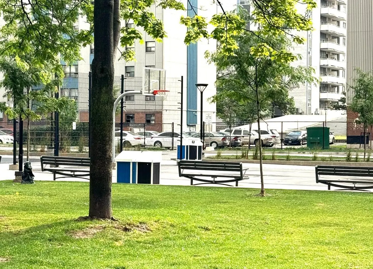 民宿 Private Cozy Room In Downtown Toronto, Steps To Subway & Cn Tower